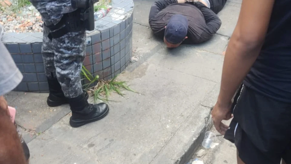 Criminoso é preso após assaltar casa lotérica na Compensa