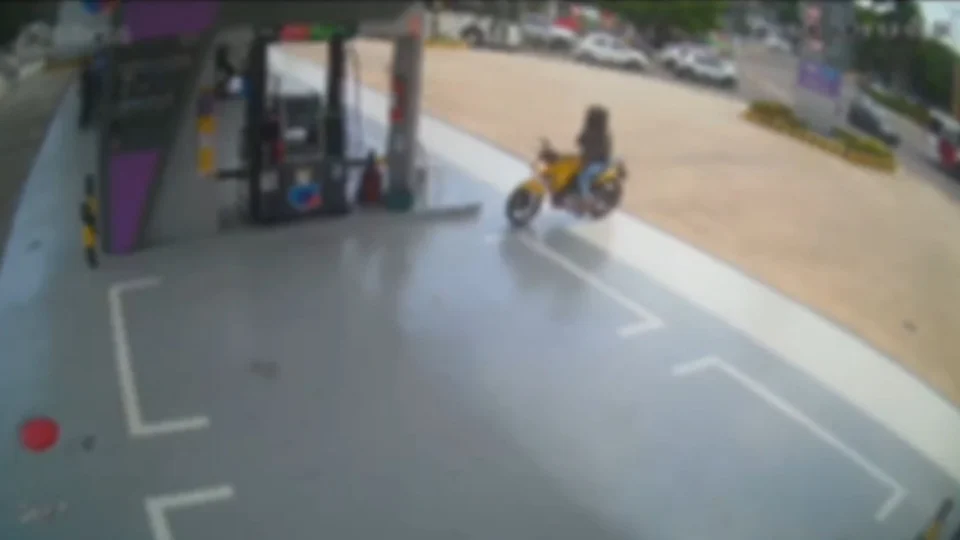 Homem é preso suspeito de realizar cerca de 15 roubos a postos de combustível em Manaus