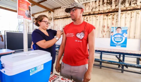 Manaus oferta vacinação contra Covid-19 em 74 unidades de saúde nesta semana