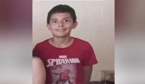 Adolescente desaparece após sair da escola no bairro Compensa