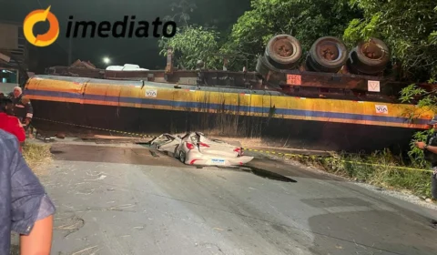 Dois mortos são confirmados em acidente com carreta na estrada do Puraquequara