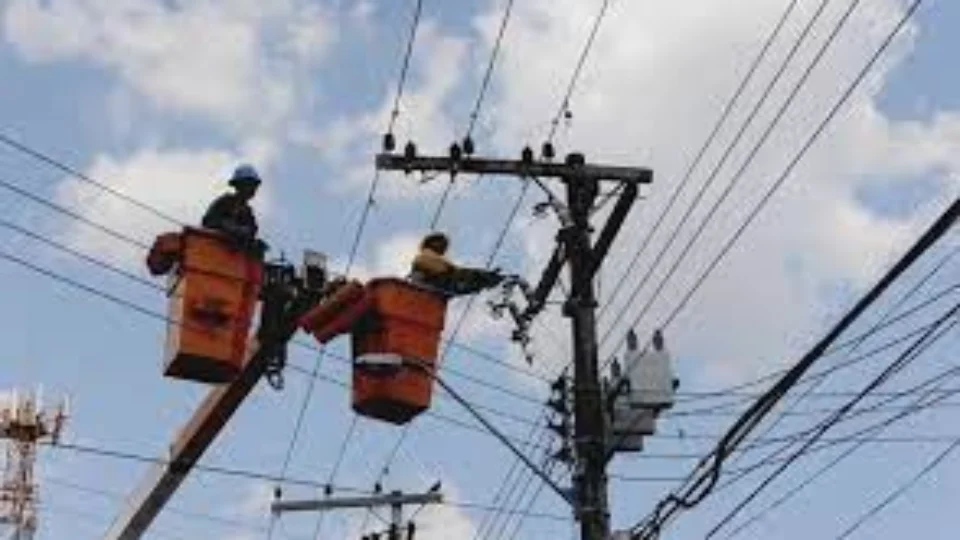 Bairros e ramais de Manaus ficam sem energia neste domingo (06)