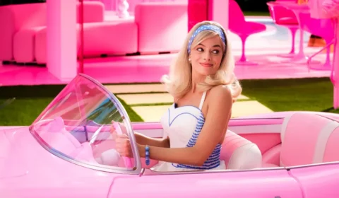 ‘Barbie’ se torna o primeiro filme dirigido por mulher a arrecadar US$bilhão