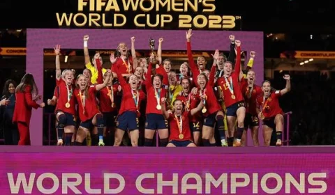 Espanha derrota Inglaterra para conquistar sua primeira Copa feminina