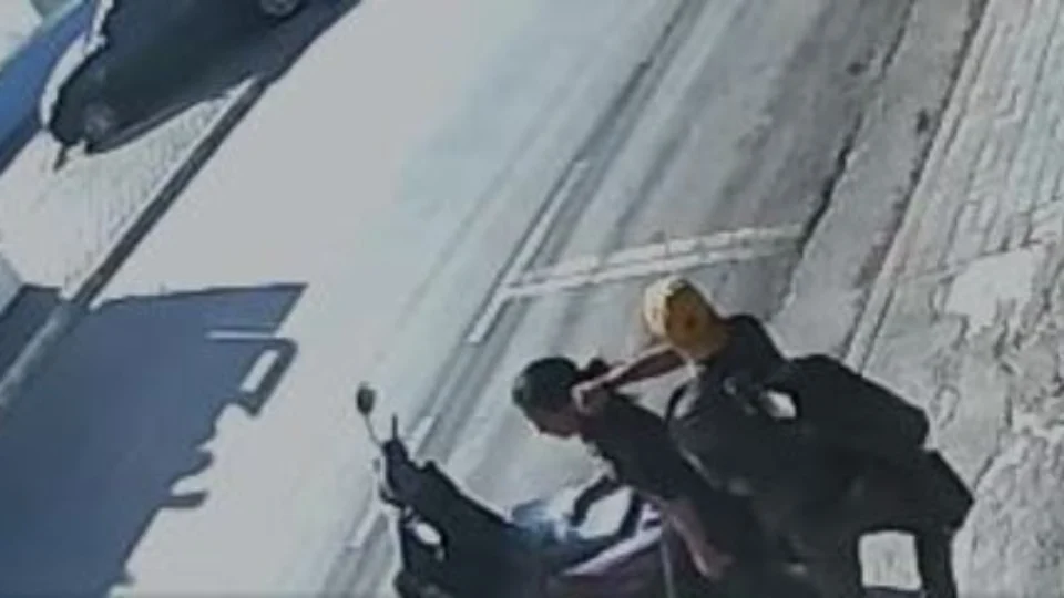 VÍDEO: veja o momento em que mulher é agredida por morador de rua