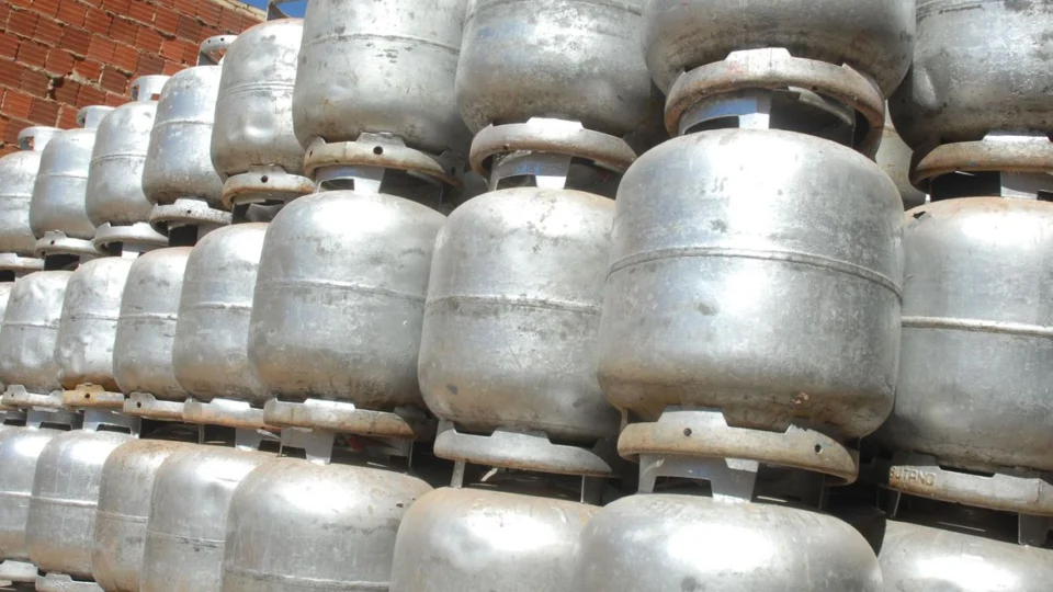 Ministério admite bloqueio, mas diz que Auxílio Gás será pago