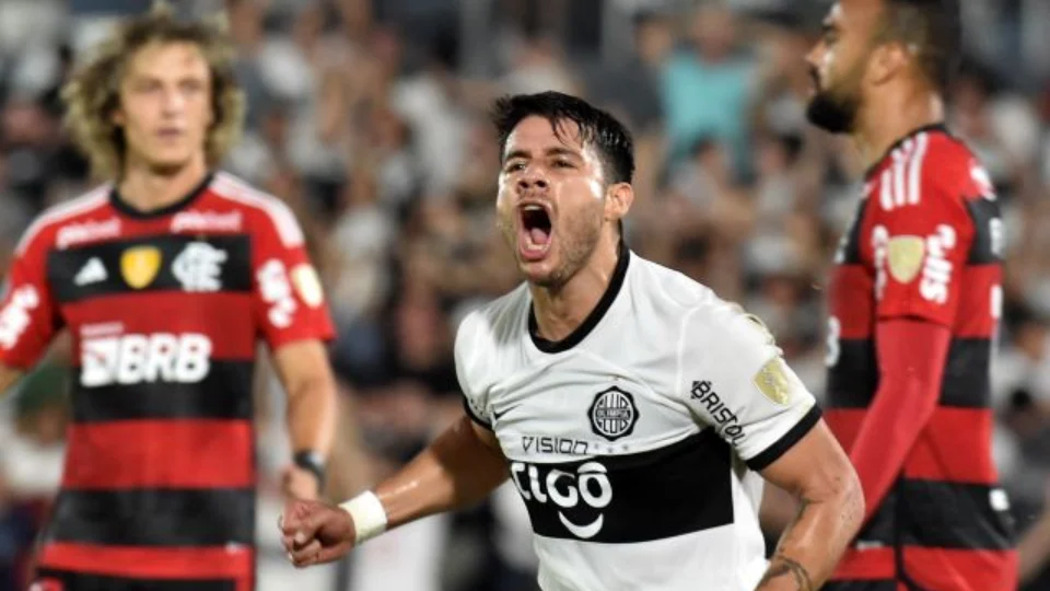 Flamengo dá vexame, perde para o Olimpia e está eliminado da Copa Libertadores