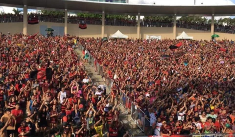 Flamengo x São Paulo será transmitido em telão na Ponta Negra neste domingo (17)