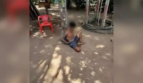 Homem é capturado por moradores e amarrado em árvore após decepar mão de idoso 