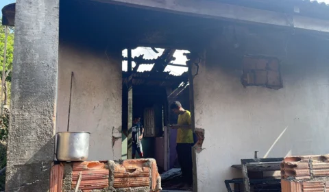 Incêndio em Manaus deixa família desamparada