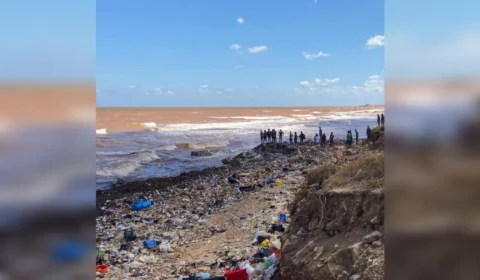Centenas de corpos estão sendo encontrados nas praias da Líbia após inundações; Veja vídeo