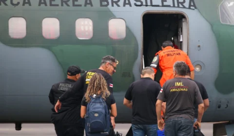 Aviões da Força Aérea trarão os corpos dos turistas mortos em tragédia aérea em Barcelos para Manaus no AM