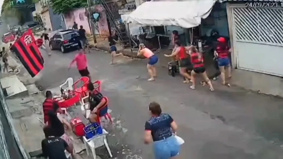 Vídeo mostra momento em que homem é baleado no bairro São Raimundo; VEJA