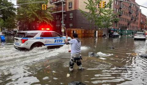 Chuva em Nova York inunda ruas e deixa cidade em estado de emergência; Veja vídeo