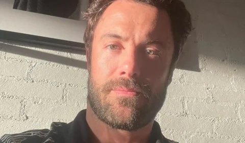 Ator Kayky Brito é atropelado e hospitalizado em estado grave