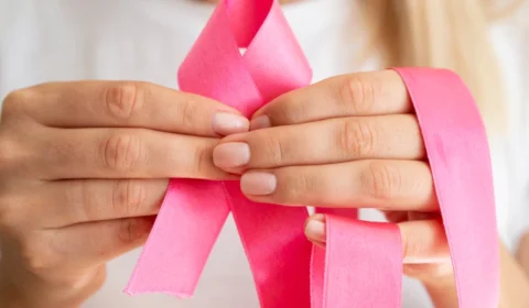 ‘Outubro Rosa’: ação realiza exames gratuitos para mulheres em Manaus