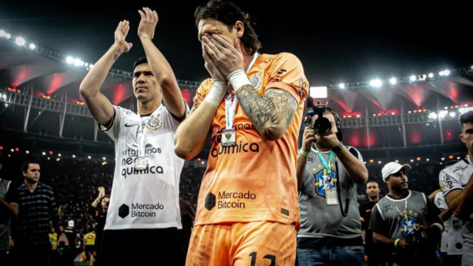 Corinthians empata em 1 x 1 contra o Santos em jogo com pênalti polêmico