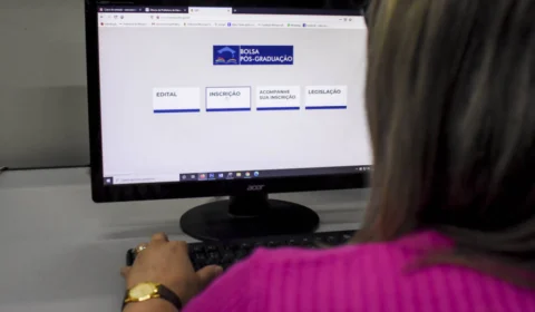 Programa Bolsa Pós-Graduação abre edital nesta quarta-feira em Manaus