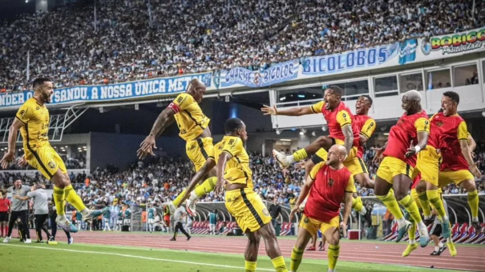 Amazonas FC vence Botafogo-PB e está na Série B em 2024