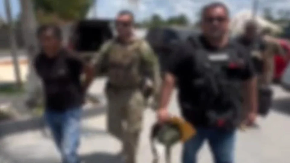 Pai é suspeito de deixar adolescente cego após sessão de tortura em ‘ritual satânico’ e estuprar filha no AM