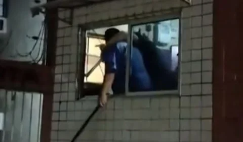 Porteiro impede entregador de subir com pizza e é espancado por morador, no Ceará; Veja vídeo