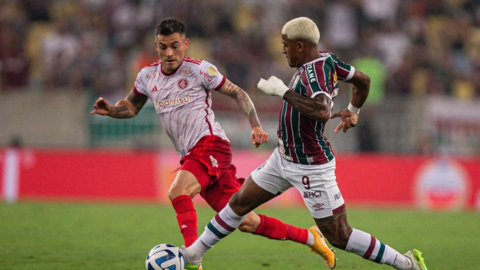 Internacional e Fluminense duelam por vaga na final da Libertadores