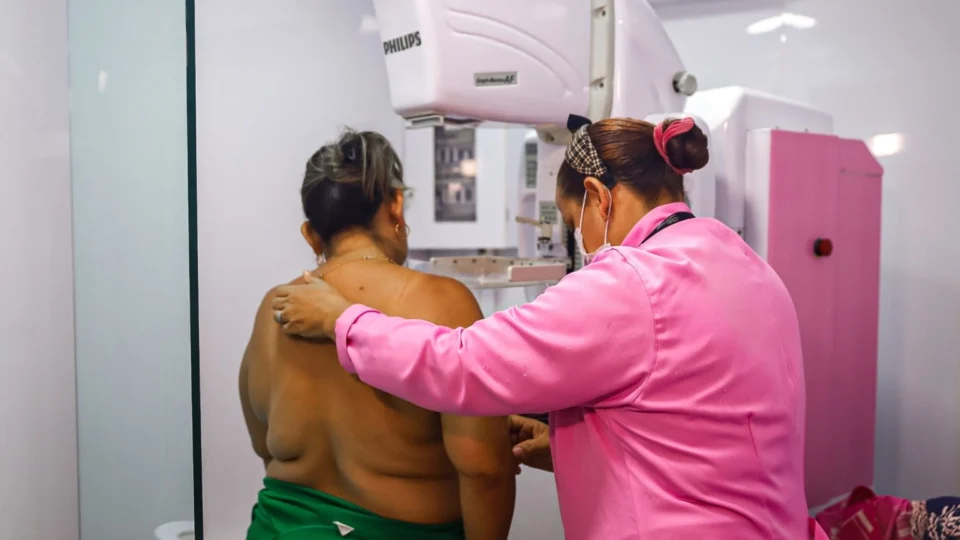 Ação realiza exames clínicos na mama e preventivo neste sábado em Manaus