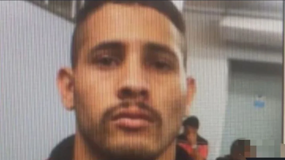 Criança de 2 anos é  agredida pelo próprio tio em Manaus, polícia busca por suspeito