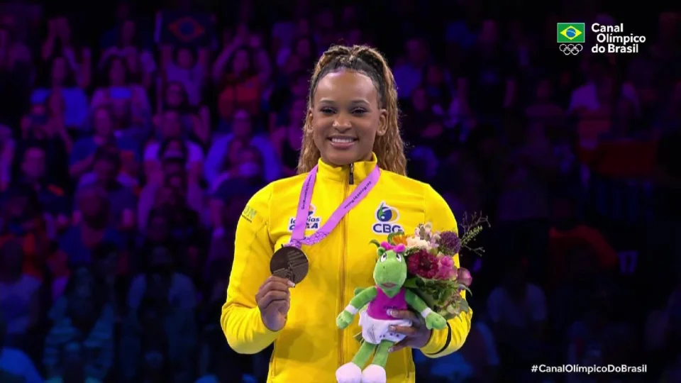 Rebeca Andrade ganha ouro no salto no Mundial de Ginástica Artística; Veja vídeo