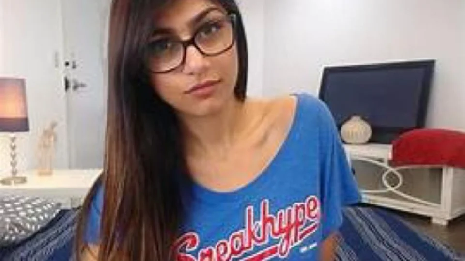Ex-atriz pornô Mia Khalifa é demitida após celebrar ataques do Hamas