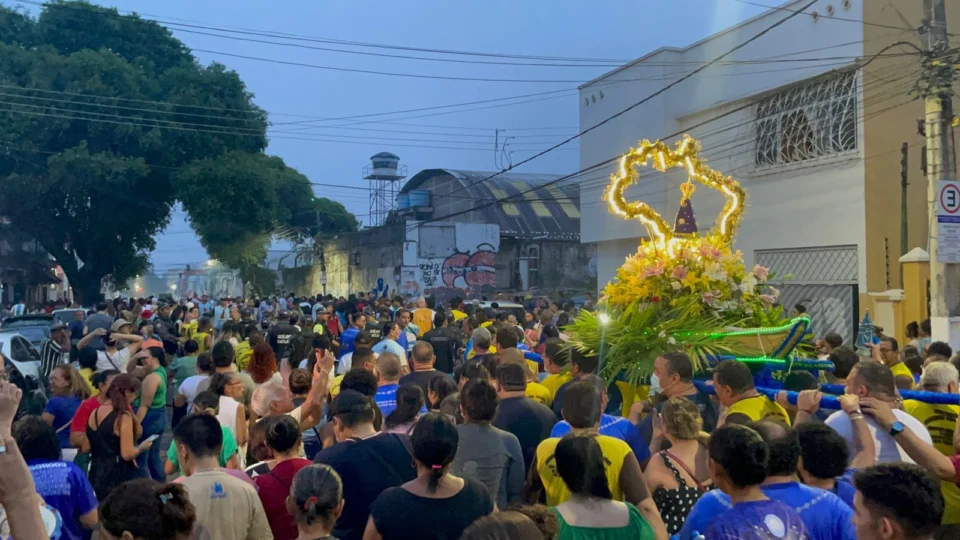 12 de outubro: Católicos celebram dia de Nossa Senhora Aparecida