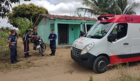 Com ciúmes da esposa, homem mata vizinho a tiros de espingarda