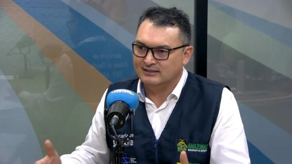 Subsecretário de saúde do AM é internado após grave acidente de moto em Manaus
