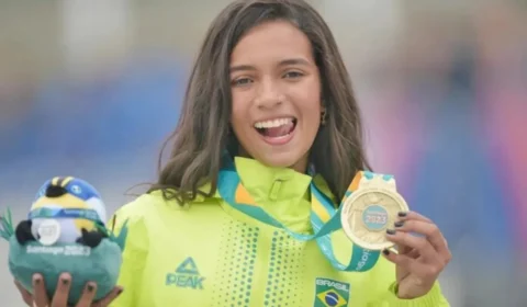 Rayssa Leal conquista o primeiro ouro do Brasil no Pan 2023