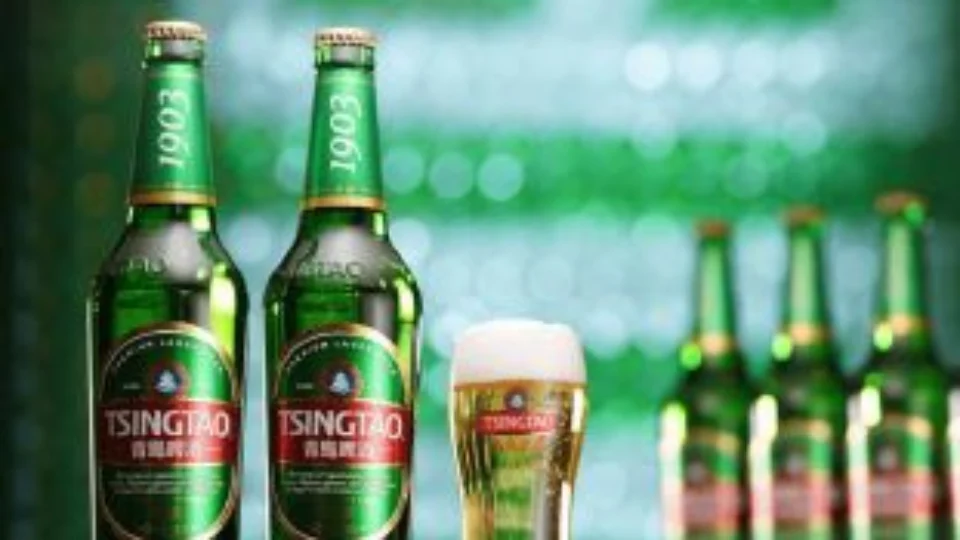 Funcionário é flagrado urinando em ingredientes de cerveja na China