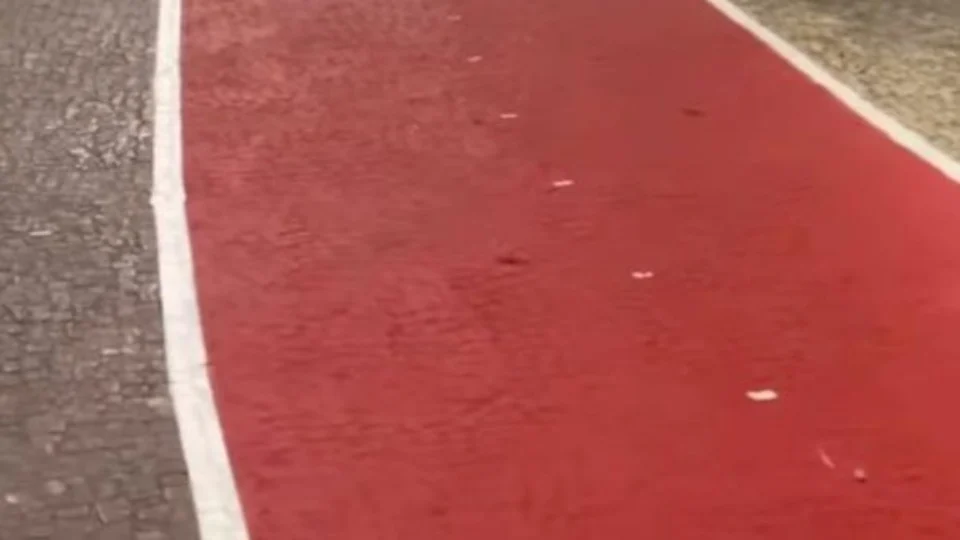 Prefeitura reconsidera pintura de ciclofaixa na orla da Ponta Negra