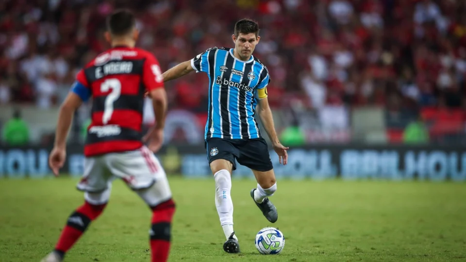 Flamengo e Grêmio jogam em Porto Alegre nesta quarta-feira