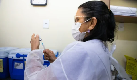 Manaus oferta doses contra Covid-19 em 74 pontos de vacinação nesta semana