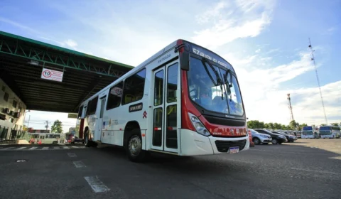 Assaltantes são presos após tocarem terror em ônibus no Novo Aleixo