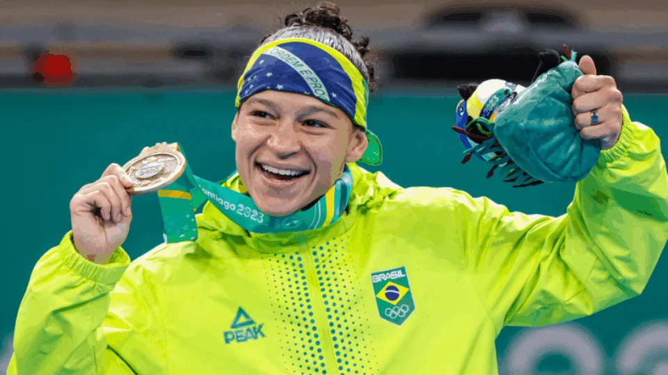 Jogos do Pan: boxe brasileiro é ouro com Bia Ferreira e ainda leva 4 pratas