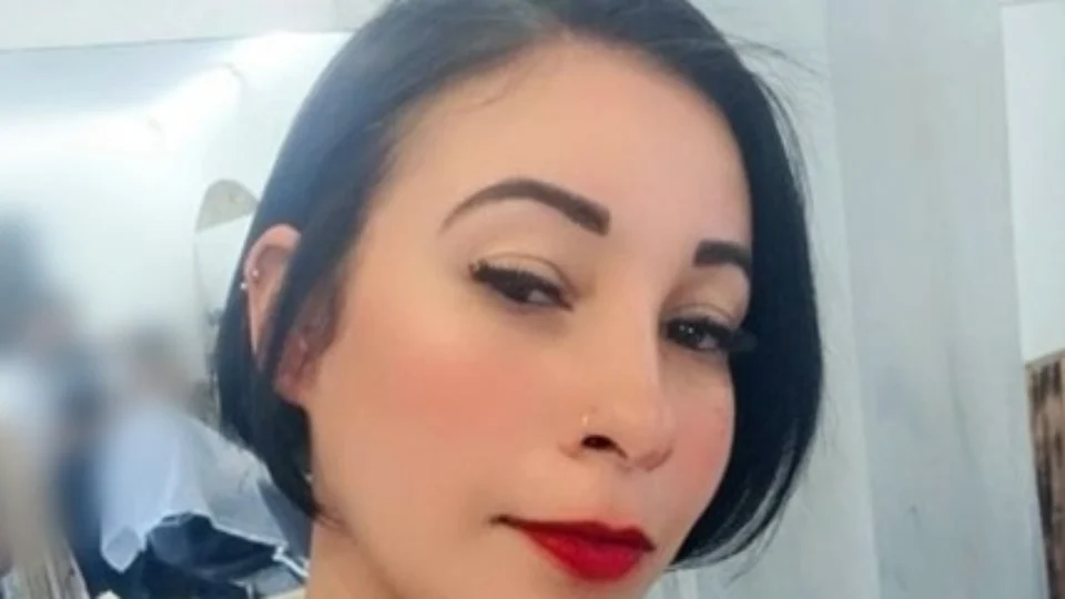 Delegado afirma que mulher encontrada carbonizada foi queimada ainda viva