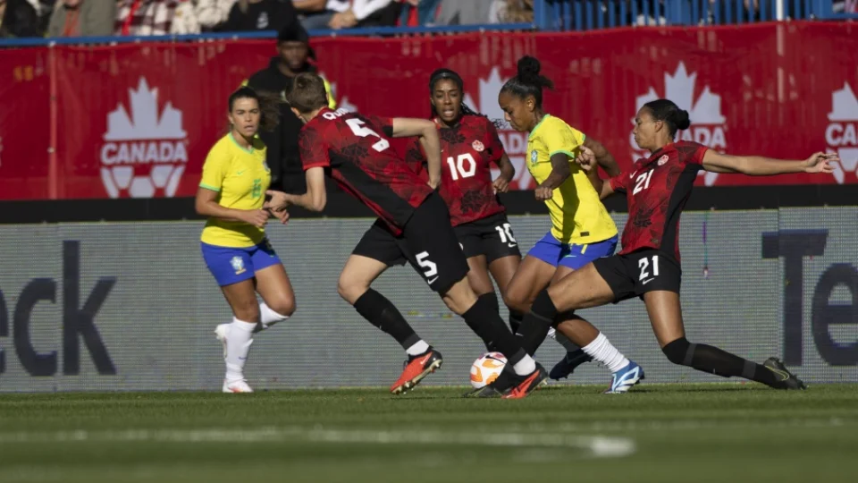 Seleção Brasileira joga bem e derrota Canadá na estreia de Arthur Elias
