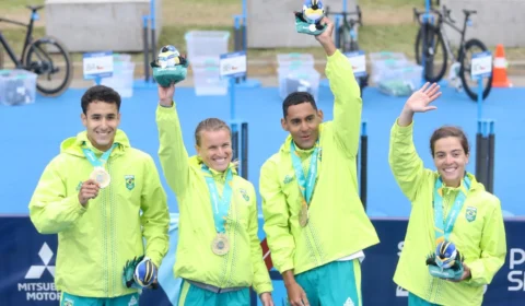 Brasil é bicampeão no revezamento misto do triatlo no Pan de Santiago