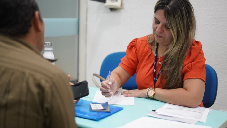 Confira as vagas de emprego disponíveis para esta segunda-feira