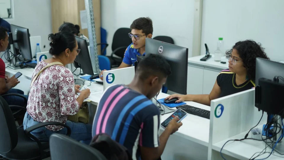 Confira as vagas de emprego disponíveis esta quinta-feira em Manaus