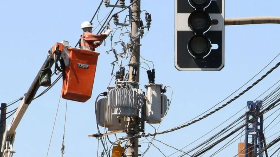 Saiba quais bairros devem ficar sem energia elétrica nesta quinta-feira (18) em Manaus