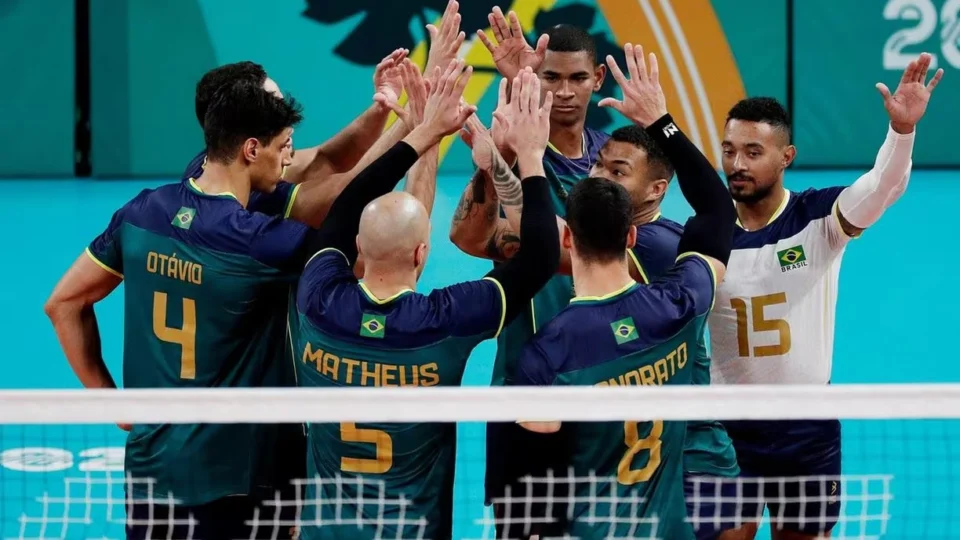 Brasil vence Cuba e avança às semifinais do vôlei masculino