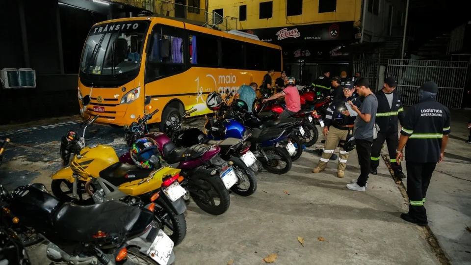 Detran Amazonas multa mais de 500 motocicletas participantes de ‘rolezinhos’