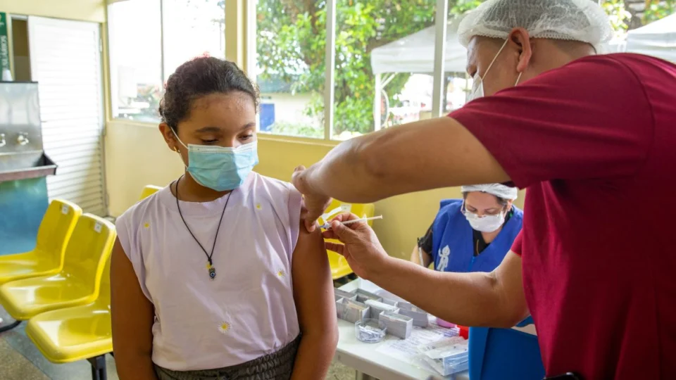 Nove pontos irão disponibilizar vacinas contra Covid neste sábado em Manaus
