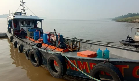 Homem é preso por transportar ilegalmente nove mil litros de combustível, no rio Solimões